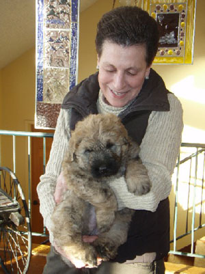 Judy Holding Maja